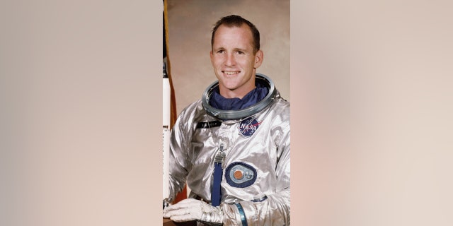 Astronauta de retrato de la NASA