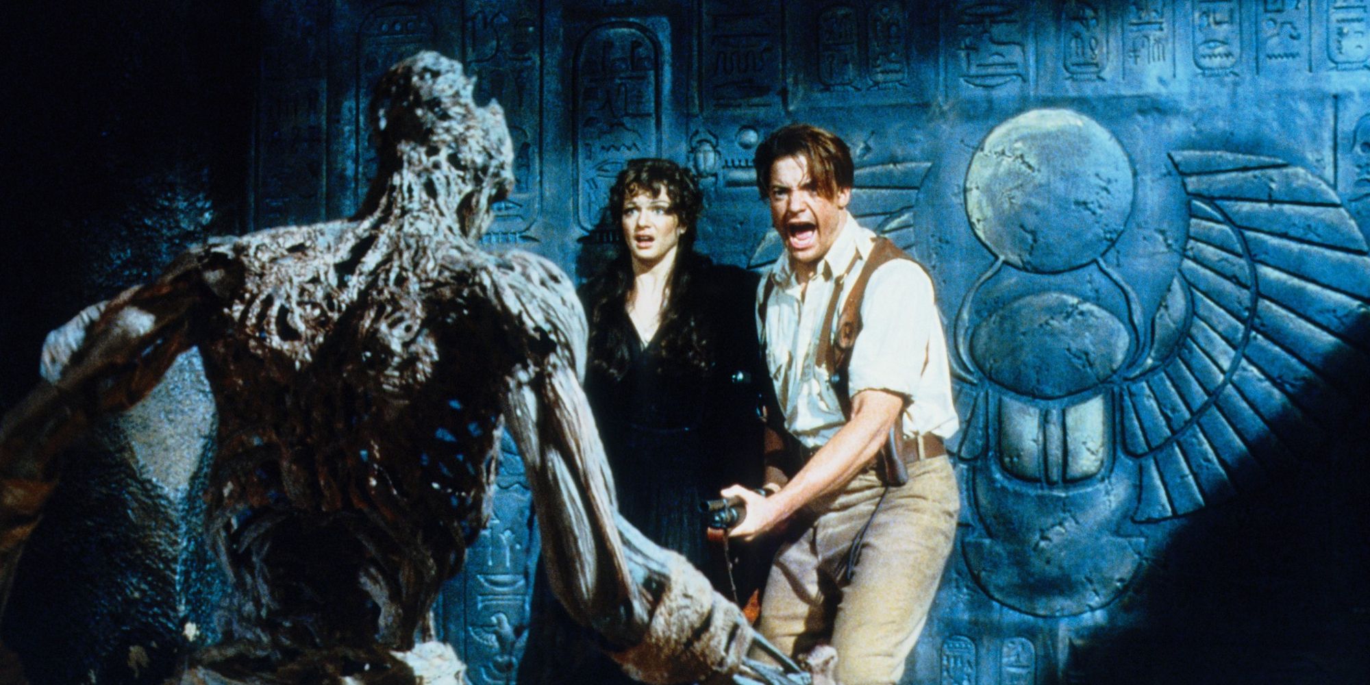 Rachel Weisz and Brenden Fraser in The Mummy