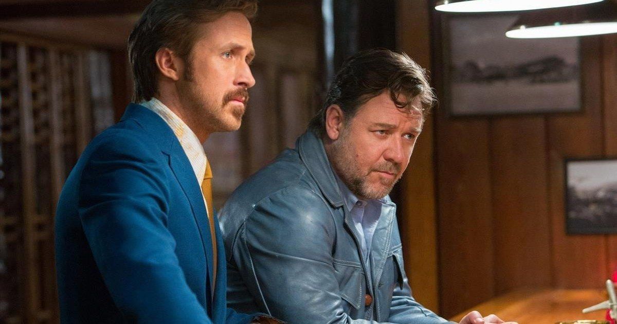 Chicos buenos Gosling Crowe investigando un asesinato porno