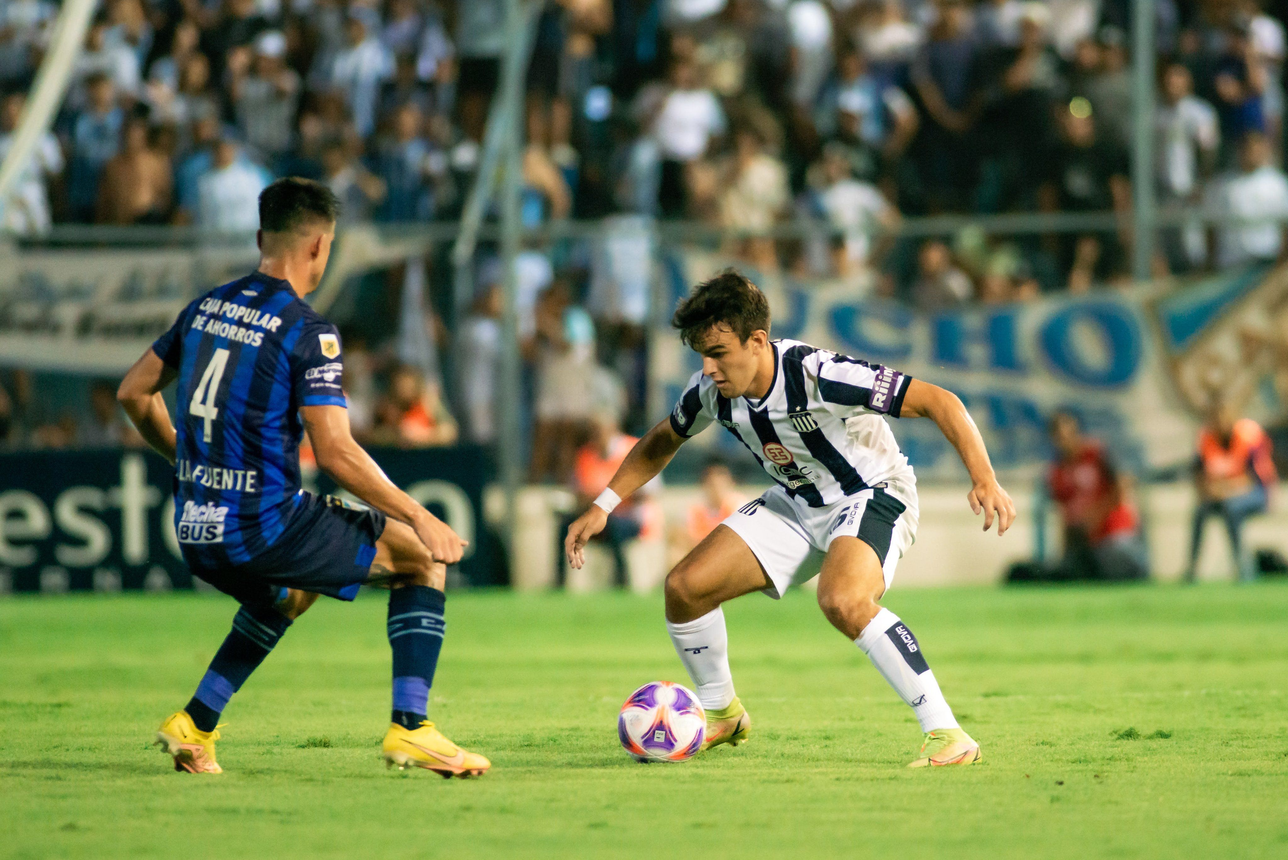 Valentín Depietri, Talleres offensive midfielder, in the match against Atlético de Tucumán.  (Workshops Press)