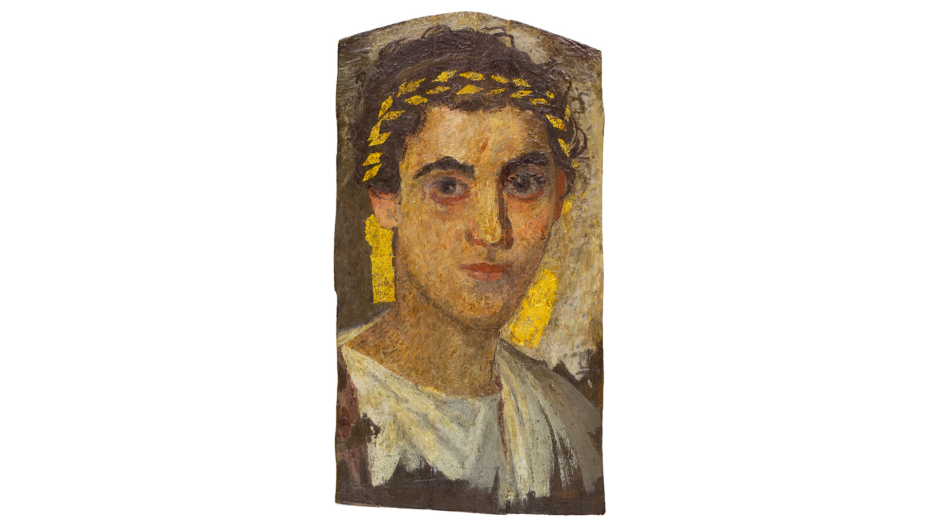 Este retrato, pintado alrededor del año 150 d. C., muestra a un hombre vestido de blanco y con una corona de oro.