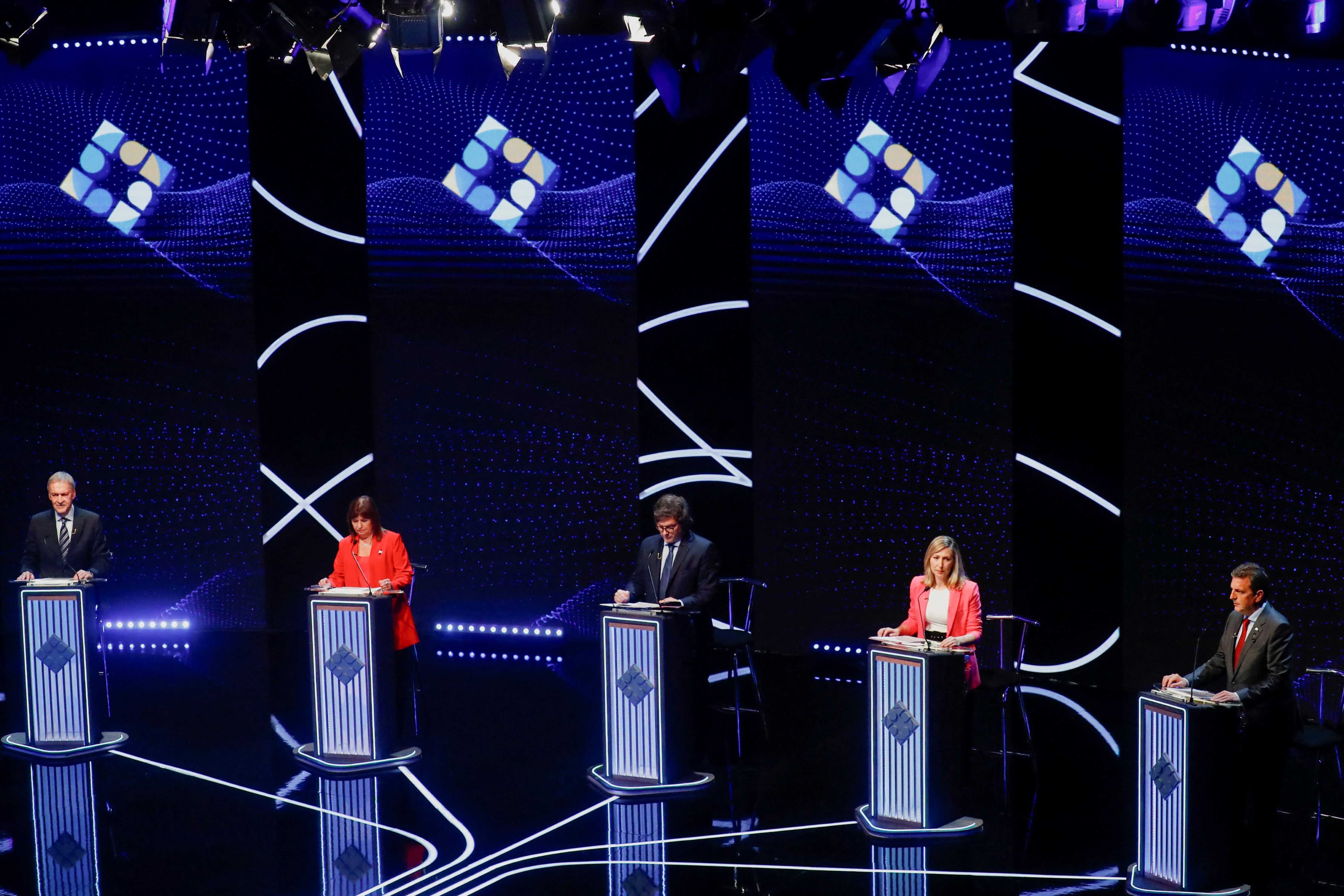 All five candidates participated in the presidential debate.  (La Voz Correspondent / Federico López Claro)