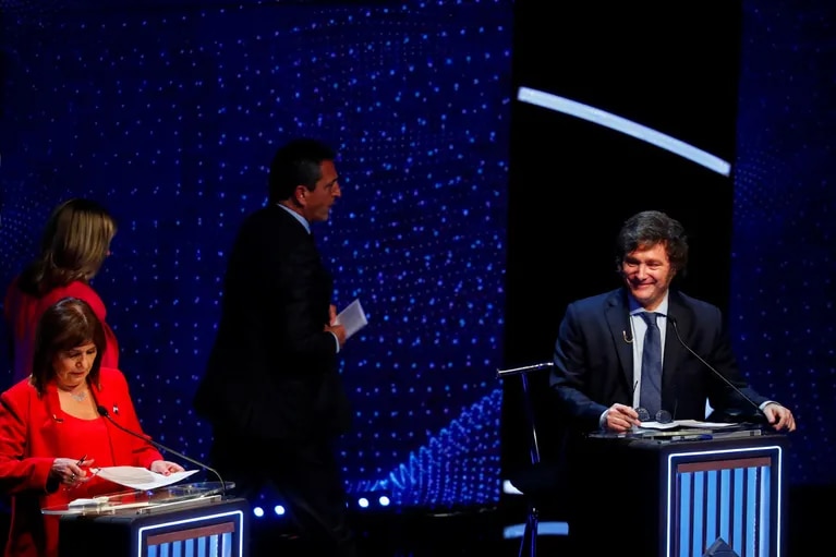Sergio Massa, Patricia Bullrich and Javier Milei during the debate.  (Photo: REUTERS/Agustin Marcarian)
