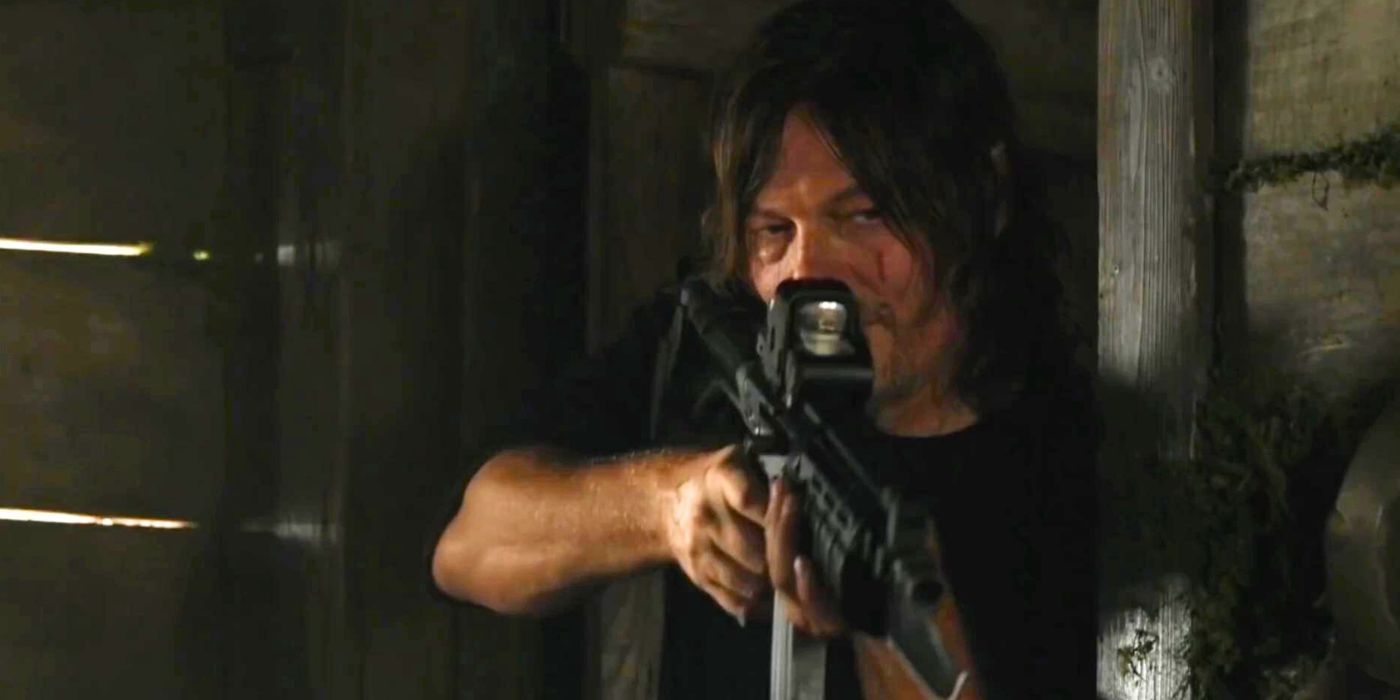 Daryl (Norman Reedus) apunta a Leah en The Walking Dead