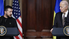Biden corre para llevar dinero a Ucrania antes de una posible victoria de Trump – CNN