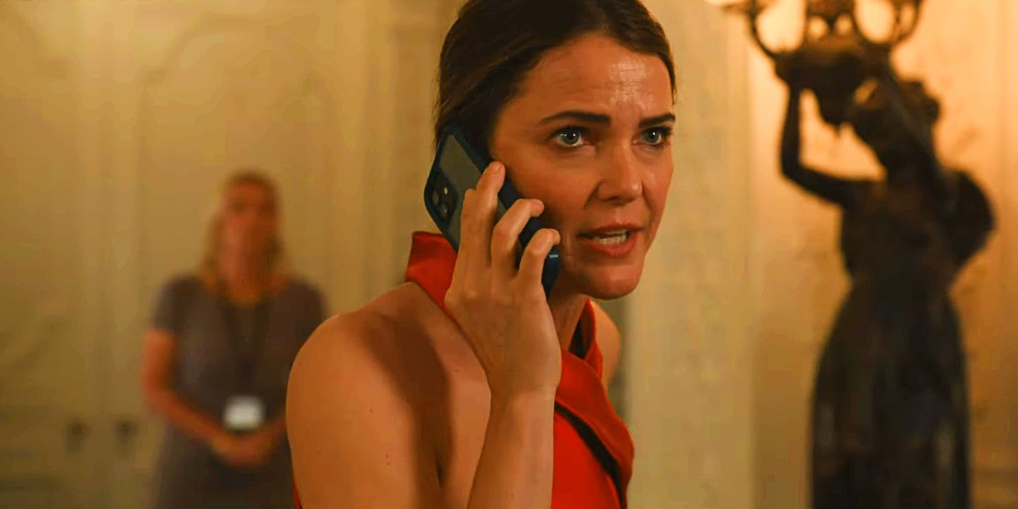The Diplomat temporada 3 Keri Russell como Kate Wyler hablando por teléfono