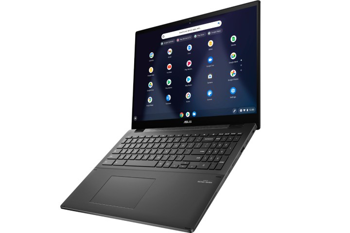 El portátil Asus Chromebook Flip CX5 16 2 en 1 en color negro.